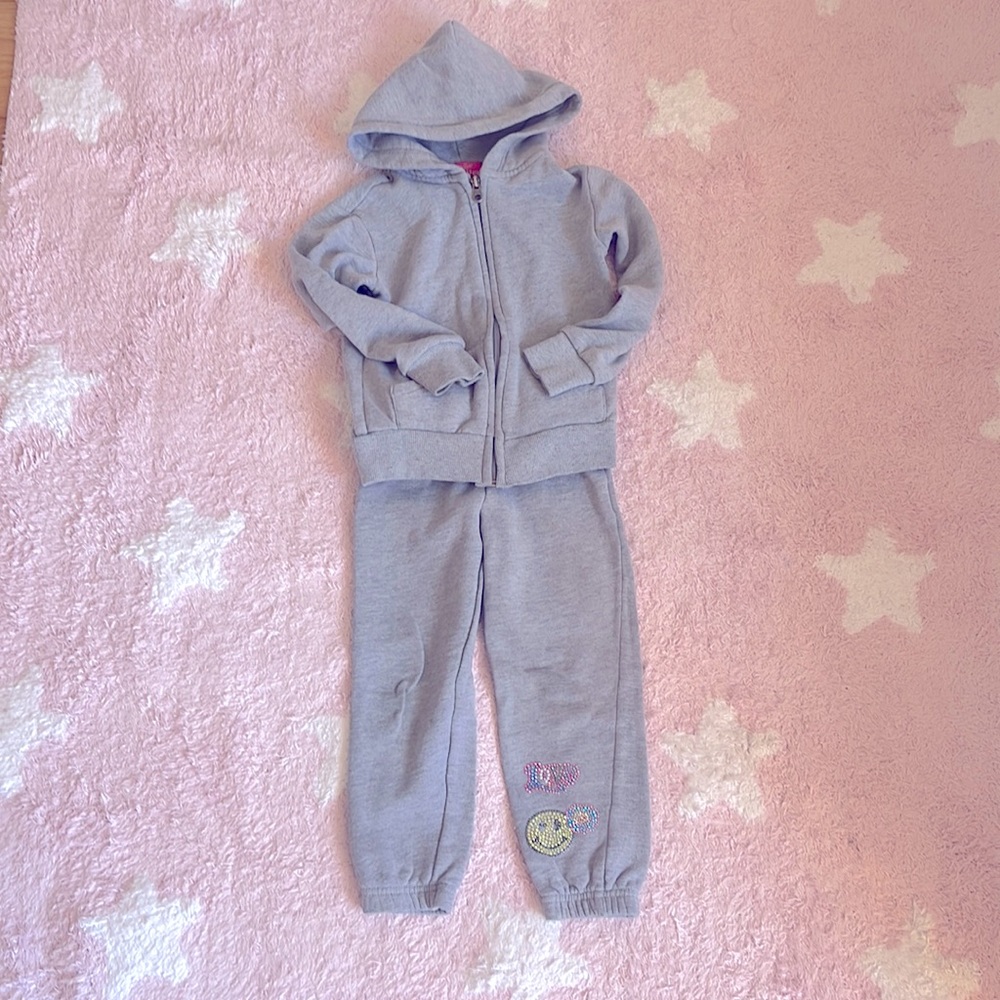 Butter soft sweatshirt and sweatpants matching set smileys 3/4 toddler lightgrey